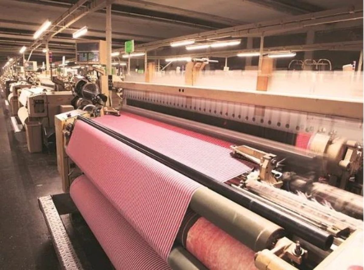 Surat textile units flocking to other states for incentives.