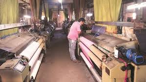 Surat weavers slash production to fight demand slowdown 