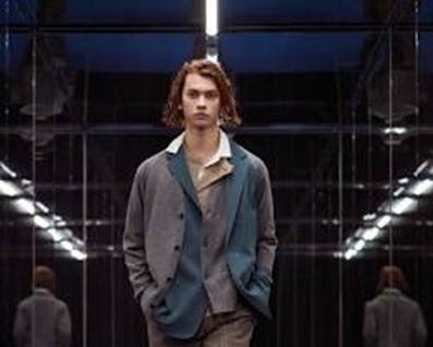 The Woven Word: Analyzing menswear shirting trends in fibers & yarns.