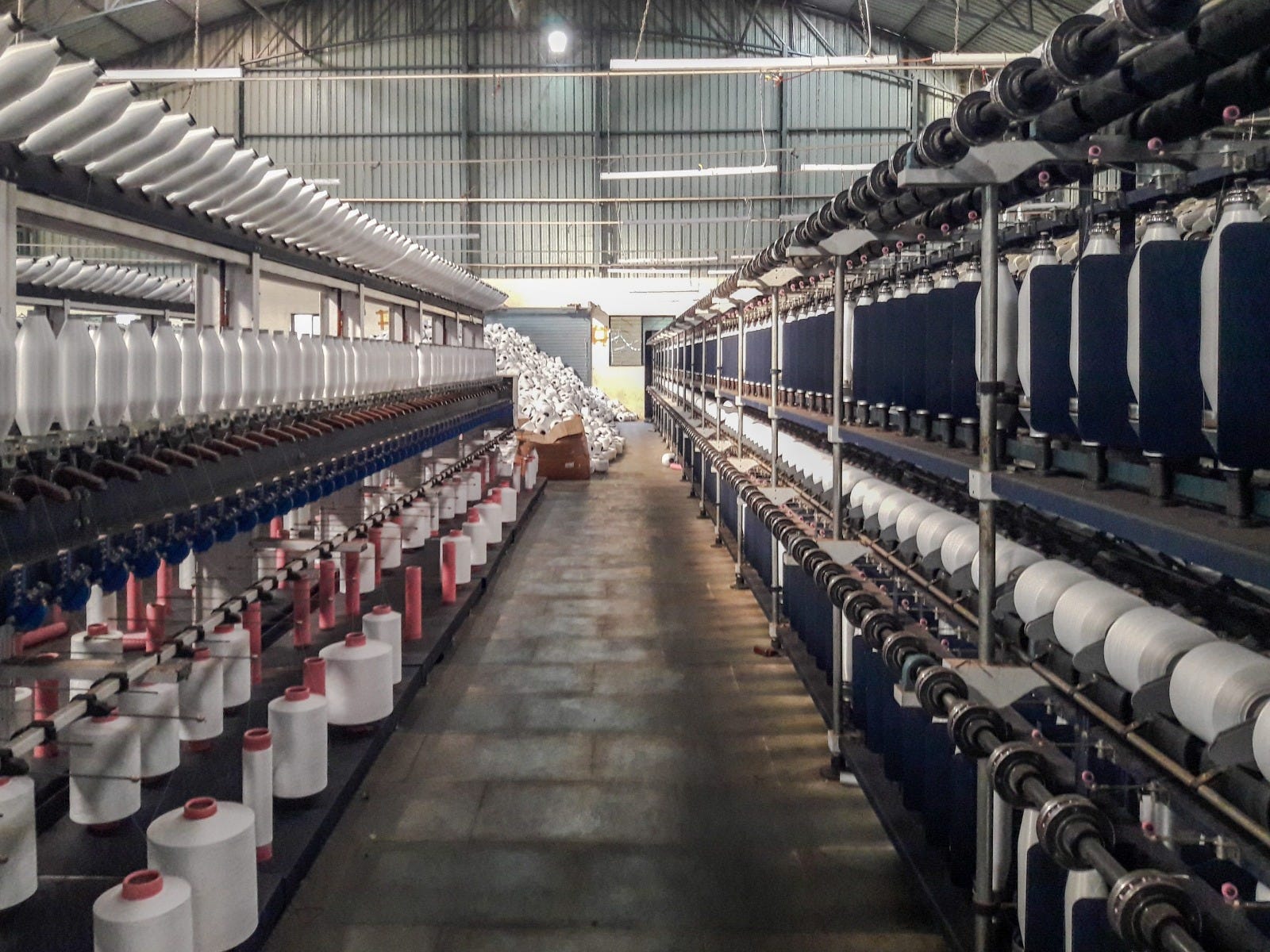 Andhra_Pradesh_to_establish_textile_parks_boost_weaving_sector